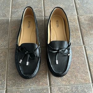 [NWOT] Michael Kors Loafers - Sz 10 / Black